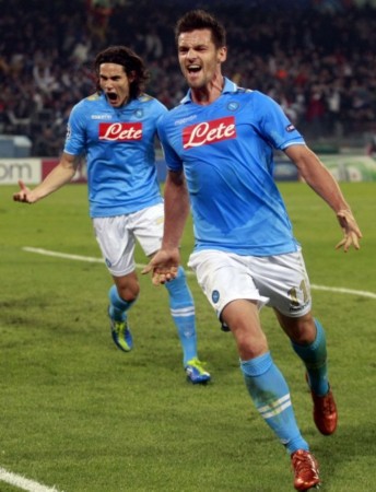 通过中场的 通过中场的